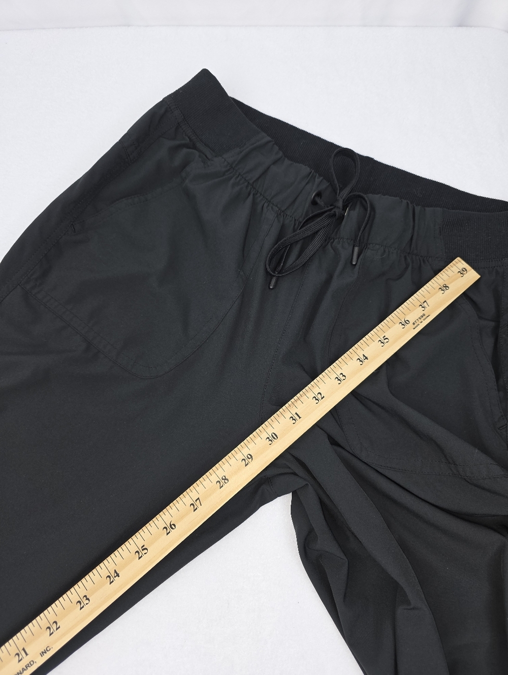 C9 by Champion Women's Black Drawstring Cargo Jogger Pants Size Large AR-3411 - Picture 4 of 8